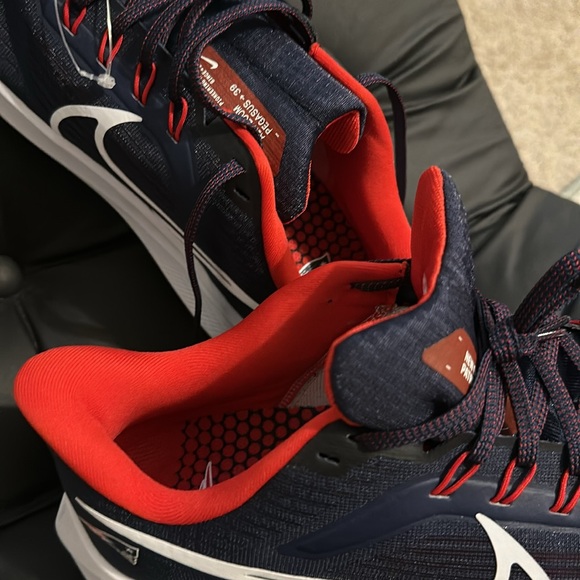 NFL x Air Zoom Pegasus 39 'New
England Patriots' 2022 - Picture 3 of 8